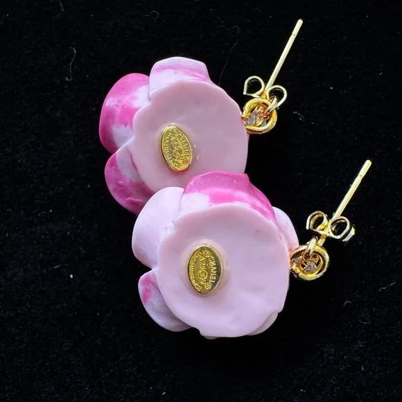 CHANEL PINK FLOWER EARRINGS - Picture 3 of 4